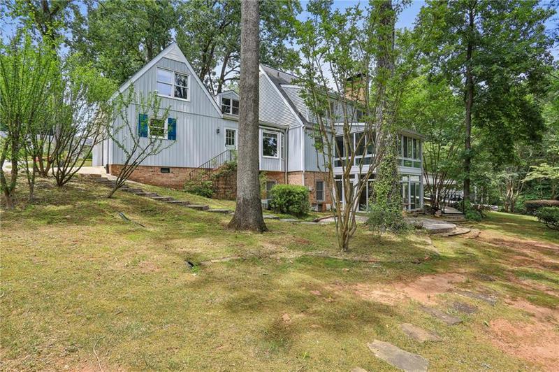Image for property 5622 Williamsburg Drive, Norcross, GA 30093