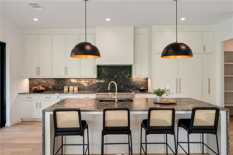 Image for property 247 Huntington Road, Atlanta, GA 30309