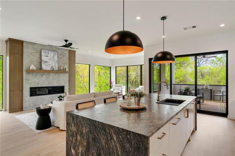 Image for property 247 Huntington Road, Atlanta, GA 30309