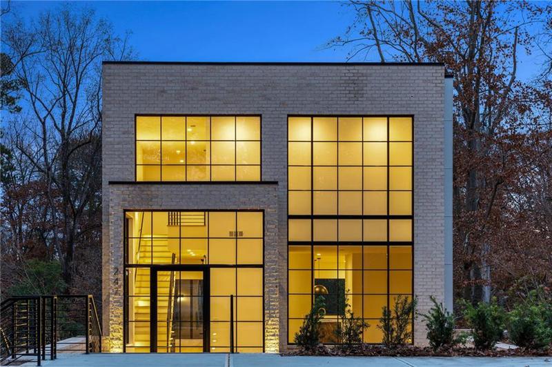 Image for property 247 Huntington Road, Atlanta, GA 30309