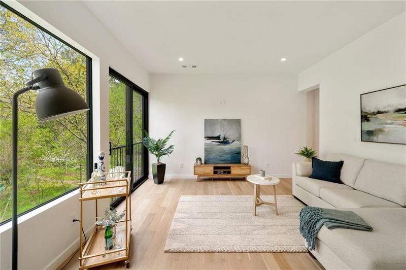 Image for property 247 Huntington Road, Atlanta, GA 30309