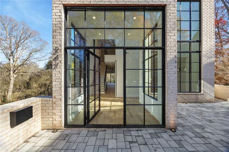 Image for property 247 Huntington Road, Atlanta, GA 30309