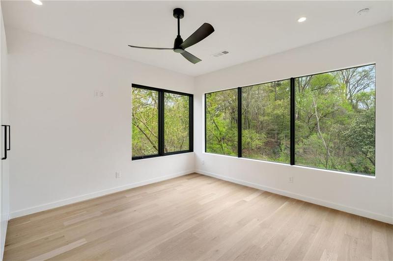 Image for property 247 Huntington Road, Atlanta, GA 30309