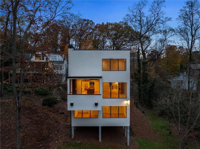 Image for property 247 Huntington Road, Atlanta, GA 30309