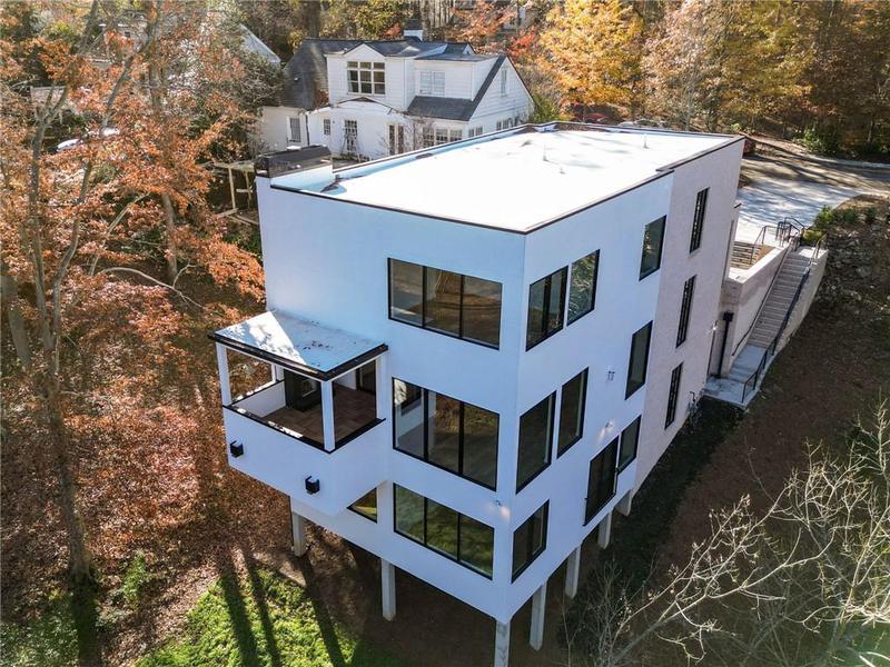 Image for property 247 Huntington Road, Atlanta, GA 30309