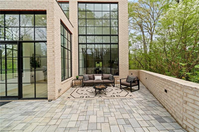 Image for property 247 Huntington Road, Atlanta, GA 30309
