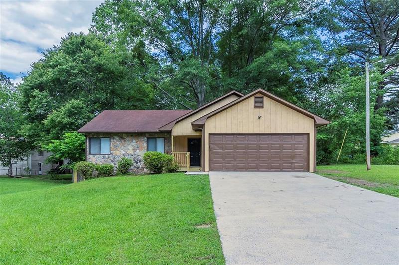 Image for property 8350 Gledstone Way, Fairburn, GA 30213