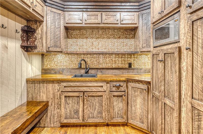 Image for property 280 Point Of View, Blue Ridge, GA 30513