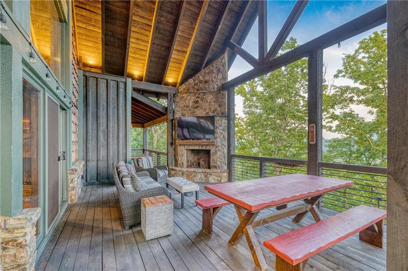 Image for property 280 Point Of View, Blue Ridge, GA 30513