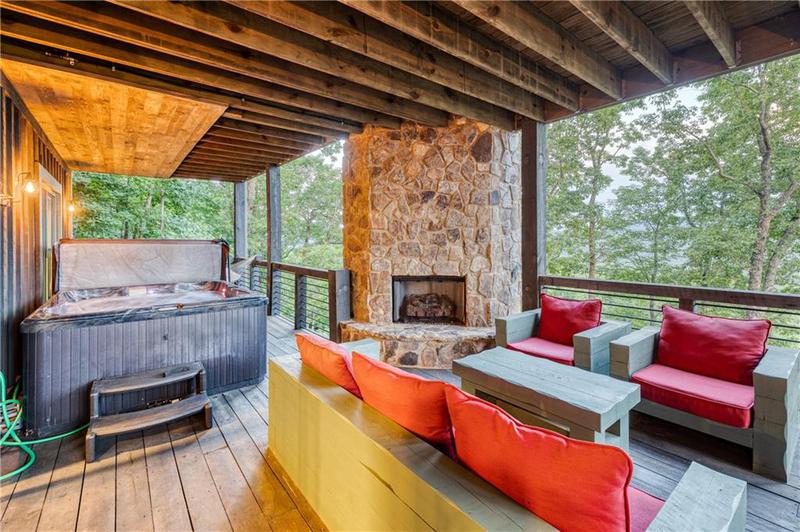 Image for property 280 Point Of View, Blue Ridge, GA 30513