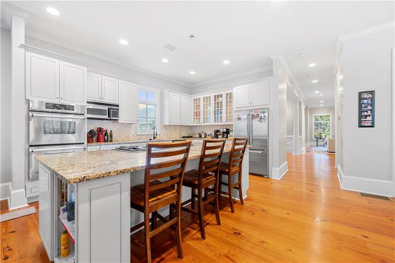 Image for property 61 Alden Avenue, Atlanta, GA 30309