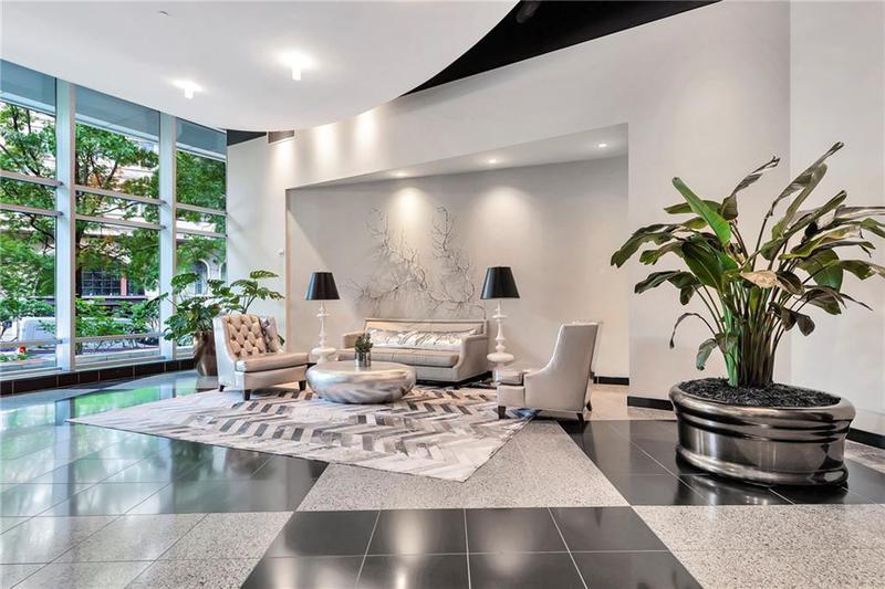 Image for property 3338 Peachtree Road 1106, Atlanta, GA 30326