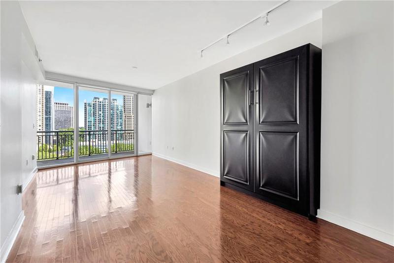 Image for property 3338 Peachtree Road 1106, Atlanta, GA 30326