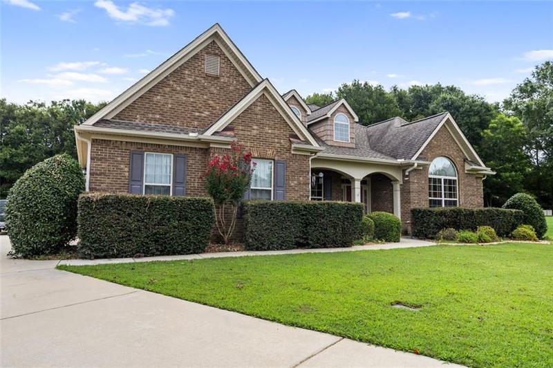 Image for property 136 Hilda Way, Mcdonough, GA 30252