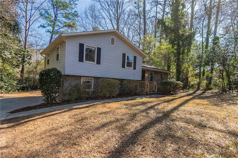 Image for property 8652 Embrey Drive, Jonesboro, GA 30236