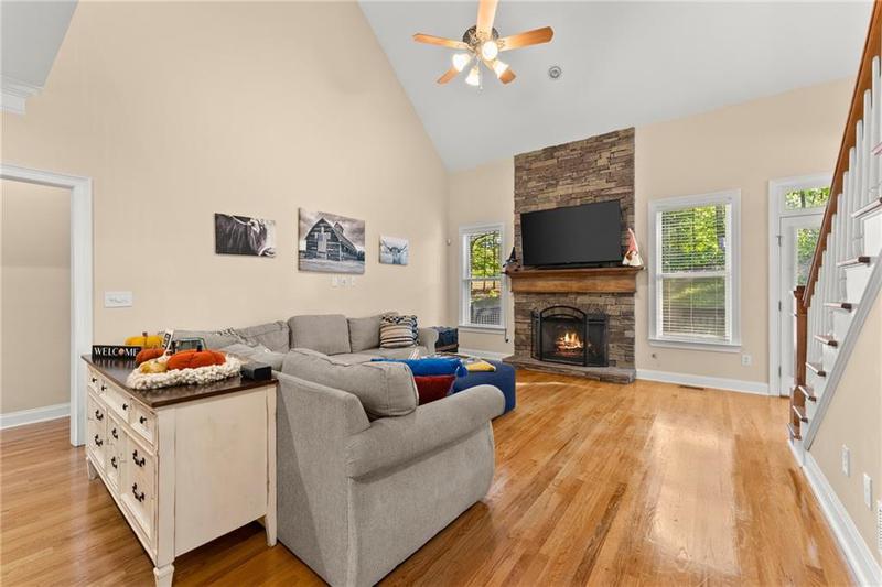 Image for property 5559 Ridgemoor Drive, Braselton, GA 30517