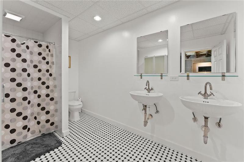 Image for property 5559 Ridgemoor Drive, Braselton, GA 30517