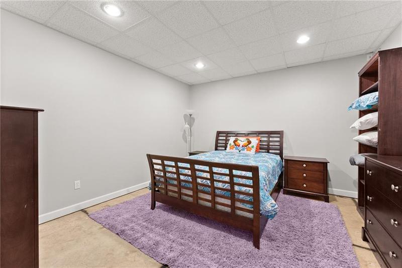 Image for property 5559 Ridgemoor Drive, Braselton, GA 30517
