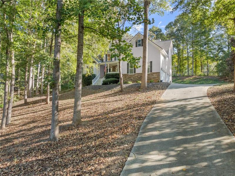 Image for property 5559 Ridgemoor Drive, Braselton, GA 30517