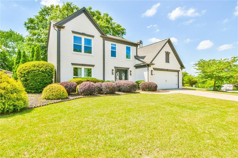 Image for property 4115 Ancroft Circle, Peachtree Corners, GA 30092