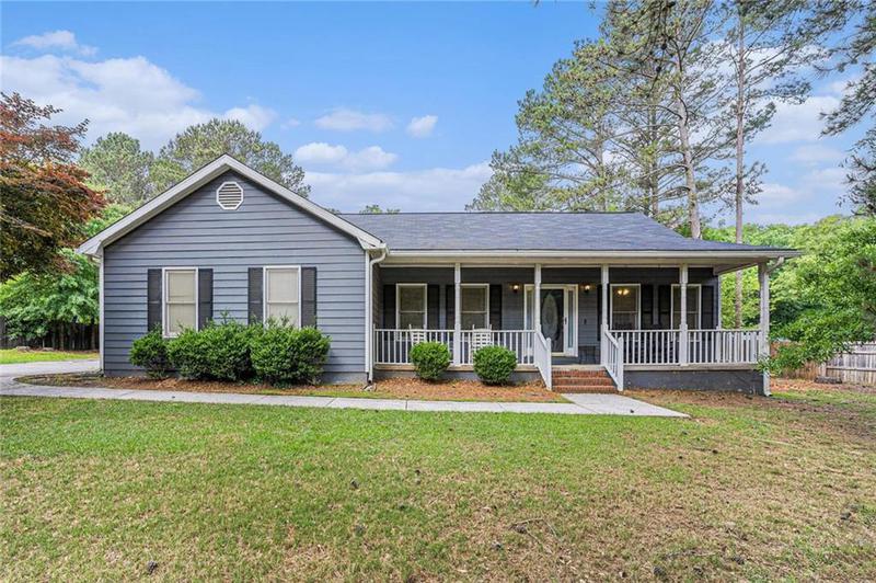 Image for property 325 Oakland Circle, Mcdonough, GA 30253