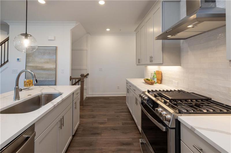 Image for property 113 Iveybrooke Lane 61, Alpharetta, GA 30009