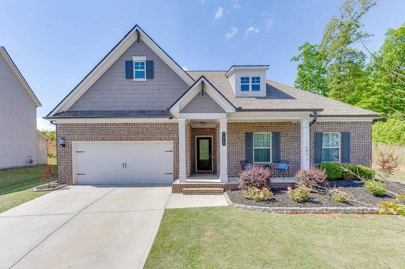 Image for property 7016 Lancaster Crossing, Flowery Branch, GA 30542