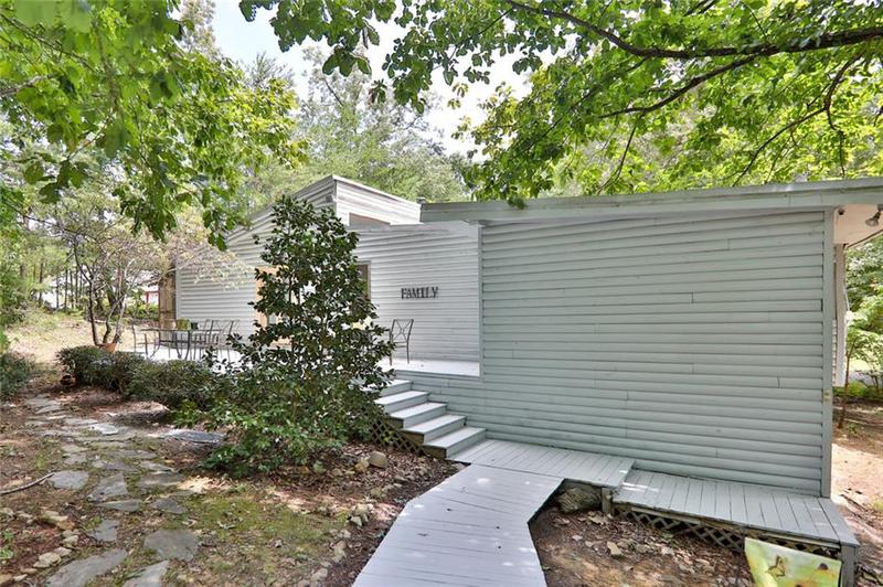 Image for property 20 Mahan Lane, Rydal, GA 30171