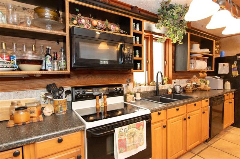 Image for property 20 Mahan Lane, Rydal, GA 30171