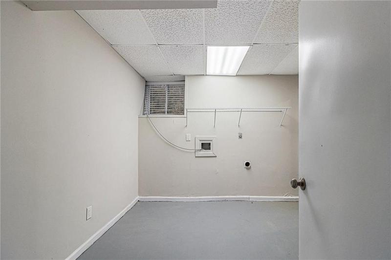 Image for property 796 Vanderbilt Court, Atlanta, GA 30318