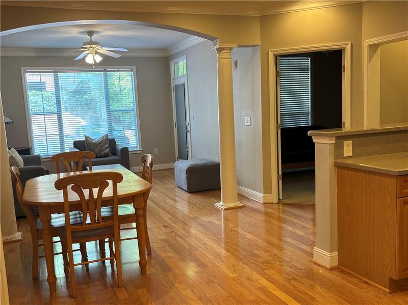 Image for property 1106 Stratford Commons, Decatur, GA 30033