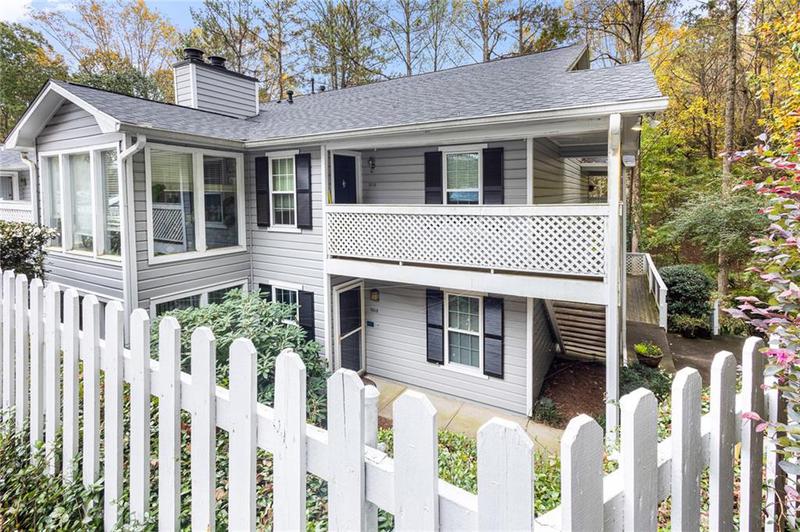 Image for property 1606 Vicksburg Place, Atlanta, GA 30350