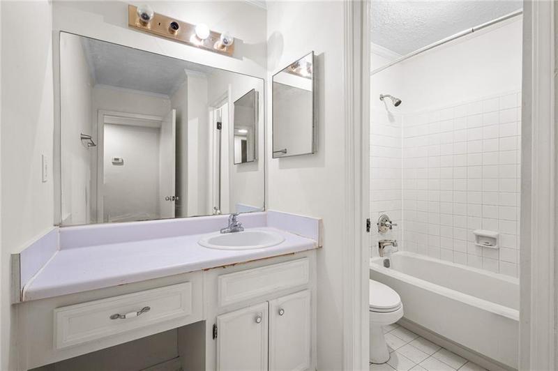 Image for property 1606 Vicksburg Place, Atlanta, GA 30350