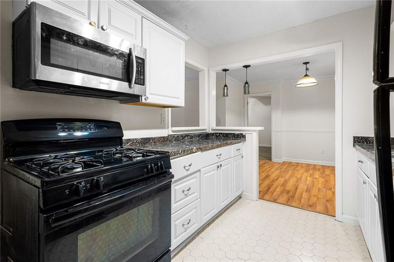 Image for property 1606 Vicksburg Place, Atlanta, GA 30350