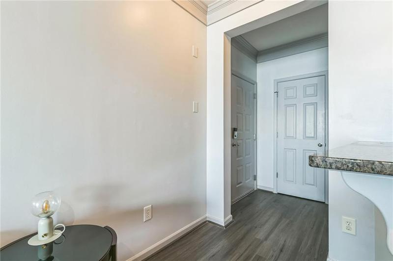 Image for property 400 17th Street 2431, Atlanta, GA 30363