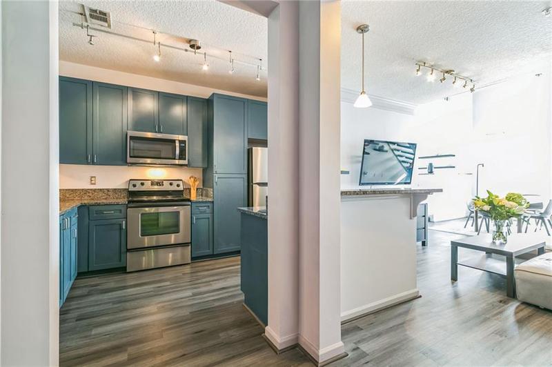 Image for property 400 17th Street 2431, Atlanta, GA 30363