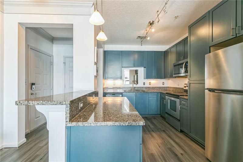 Image for property 400 17th Street 2431, Atlanta, GA 30363
