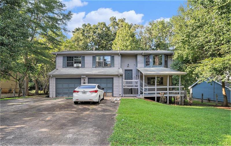 Image for property 2822 Woodhollow Lane, Jonesboro, GA 30236