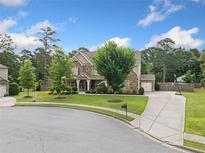 Image for property 2767 Magnolia Creek Drive, Kennesaw, GA 30152