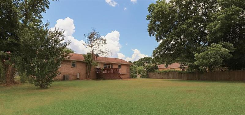 Image for property 2523 MEADOWBROOK Way, Snellville, GA 30078