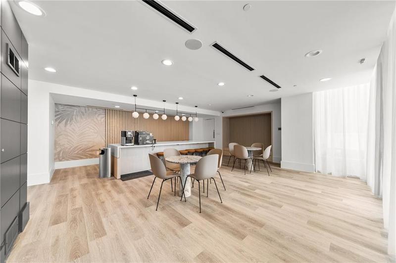 Image for property 3324 Peachtree Road 2706, Atlanta, GA 30326