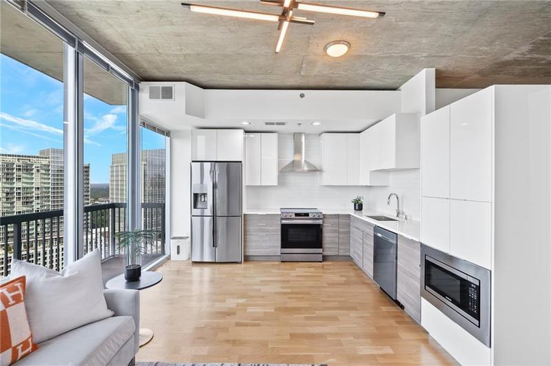 Image for property 3324 Peachtree Road 2706, Atlanta, GA 30326
