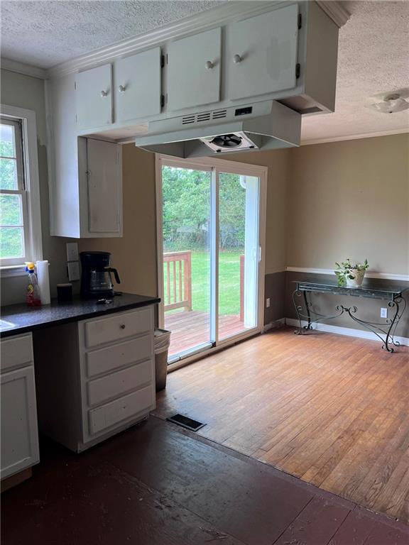 Image for property 4925 Happy Hollow Road, Dunwoody, GA 30360