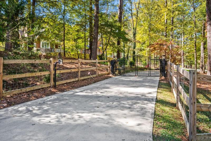 Image for property 222 Valley View Drive, Rockmart, GA 30153