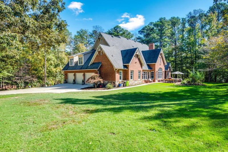 Image for property 222 Valley View Drive, Rockmart, GA 30153
