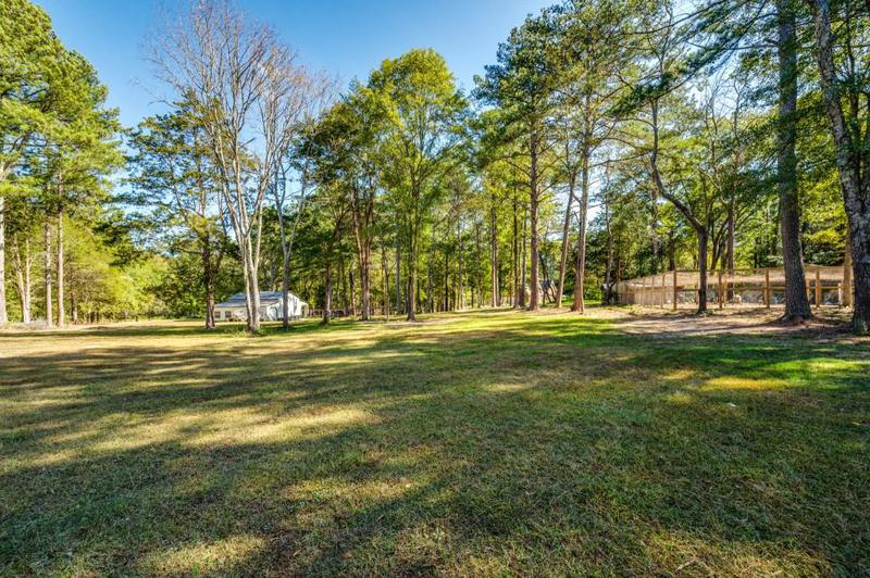 Image for property 222 Valley View Drive, Rockmart, GA 30153