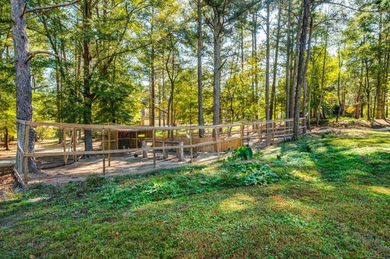 Image for property 222 Valley View Drive, Rockmart, GA 30153