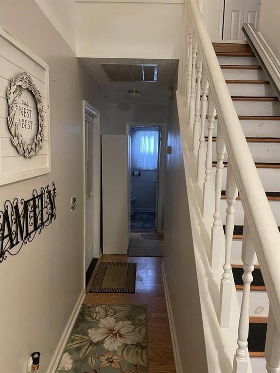 Image for property 31 Riverview Court, Cartersville, GA 30701