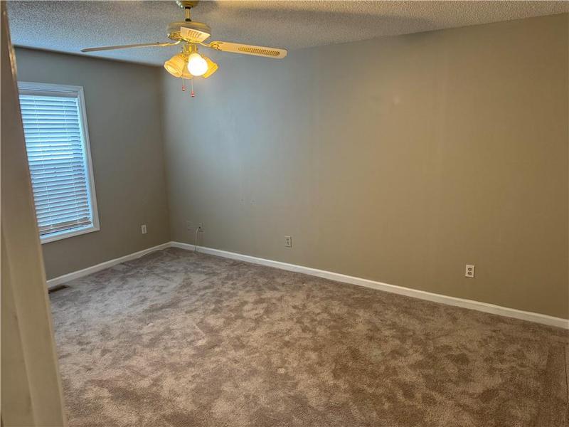 Image for property 31 Riverview Court, Cartersville, GA 30701