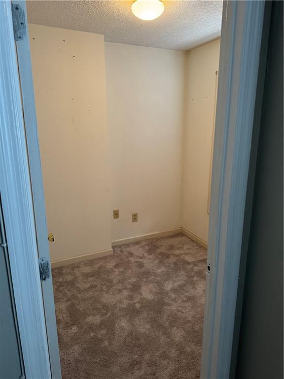 Image for property 31 Riverview Court, Cartersville, GA 30701